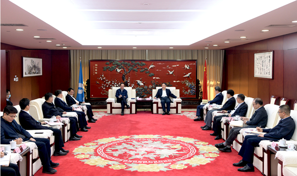 溫樞剛會(huì)見中國(guó)電建黨委書記、董事長(zhǎng)丁焰章