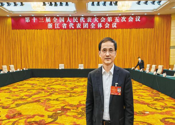 【兩會】電力為打造現(xiàn)代化濱海大都市注入動能——訪全國人大代表、浙江省寧波市經(jīng)濟和信息化局局長張世方
