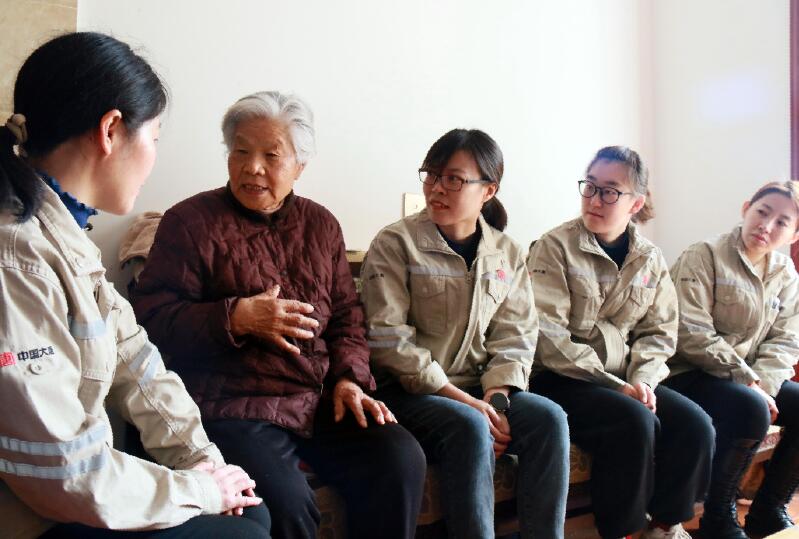 別樣?jì)D女節(jié)，溫暖老人心