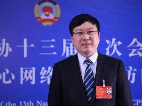 【兩會(huì)】云南聯(lián)通總經(jīng)理張?jiān)朴拢喊l(fā)揮通信央企數(shù)字經(jīng)濟(jì)發(fā)展主力軍作用，推進(jìn)5G公眾應(yīng)用健康發(fā)展