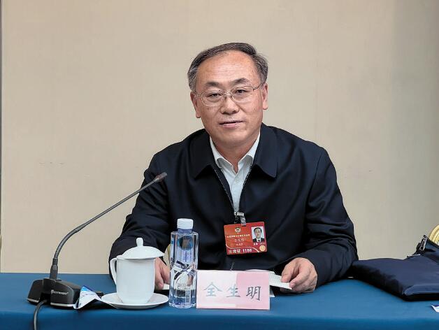 【兩會】國網(wǎng)電動汽車服務有限公司董事長、黨委書記全生明：加快構(gòu)建交通能源融合發(fā)展體系 促進車與電網(wǎng)協(xié)同互動
