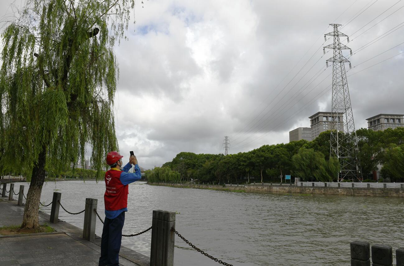 臺風來襲、疫情突起 余姚供電全力筑牢“雙防線”
