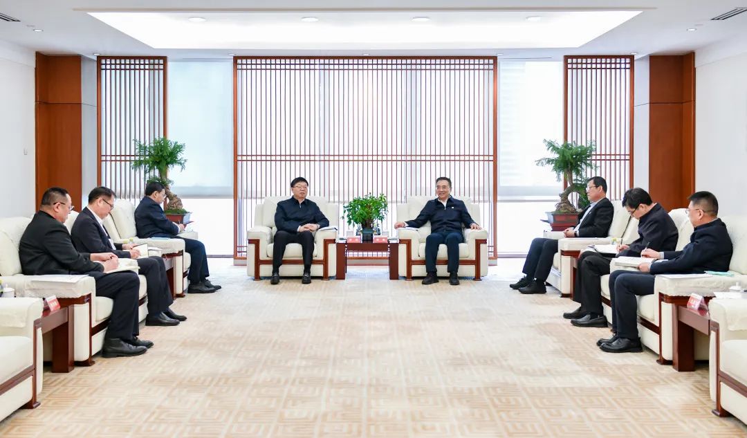 大唐集團(tuán)有限公司黨組書記、董事長鄒磊會(huì)見吉林省委常委、省委秘書長李偉