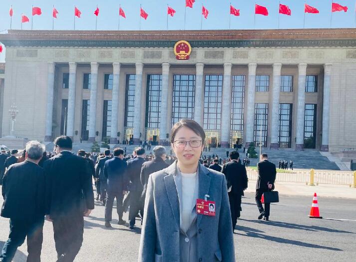 【兩會好聲音】全國政協(xié)委員周荃：推進碳達峰碳中和，滿足百姓對高品質生活的需求