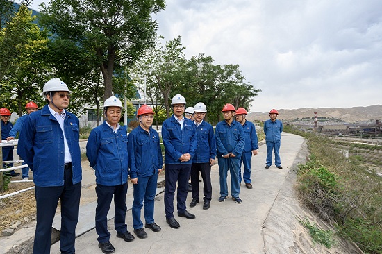 華能集團(tuán)總經(jīng)理、黨組副書記鄧建玲到蘭州熱電公司調(diào)研