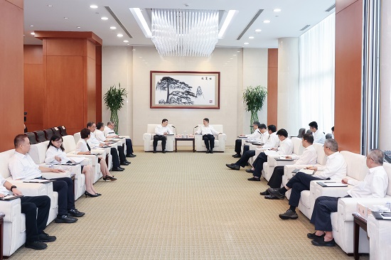 華能集團黨組書記、董事長溫樞剛會見山西省委常委、太原市委書記韋韜