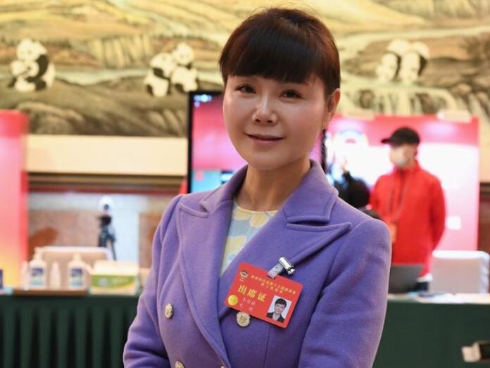 四川省政協(xié)委員李佳蔚：四川要優(yōu)化碳產(chǎn)品、參與碳交易，不斷完善碳設(shè)施