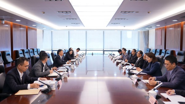 華電黨組副書記祖斌會(huì)見南方電網(wǎng)黨組副書記、董事劉啟宏