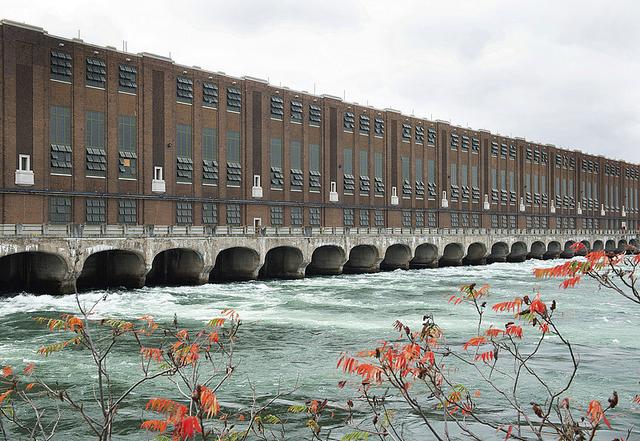 極端天氣殃及加拿大水力發(fā)電，“水電出口大國(guó)”向美國(guó)買電