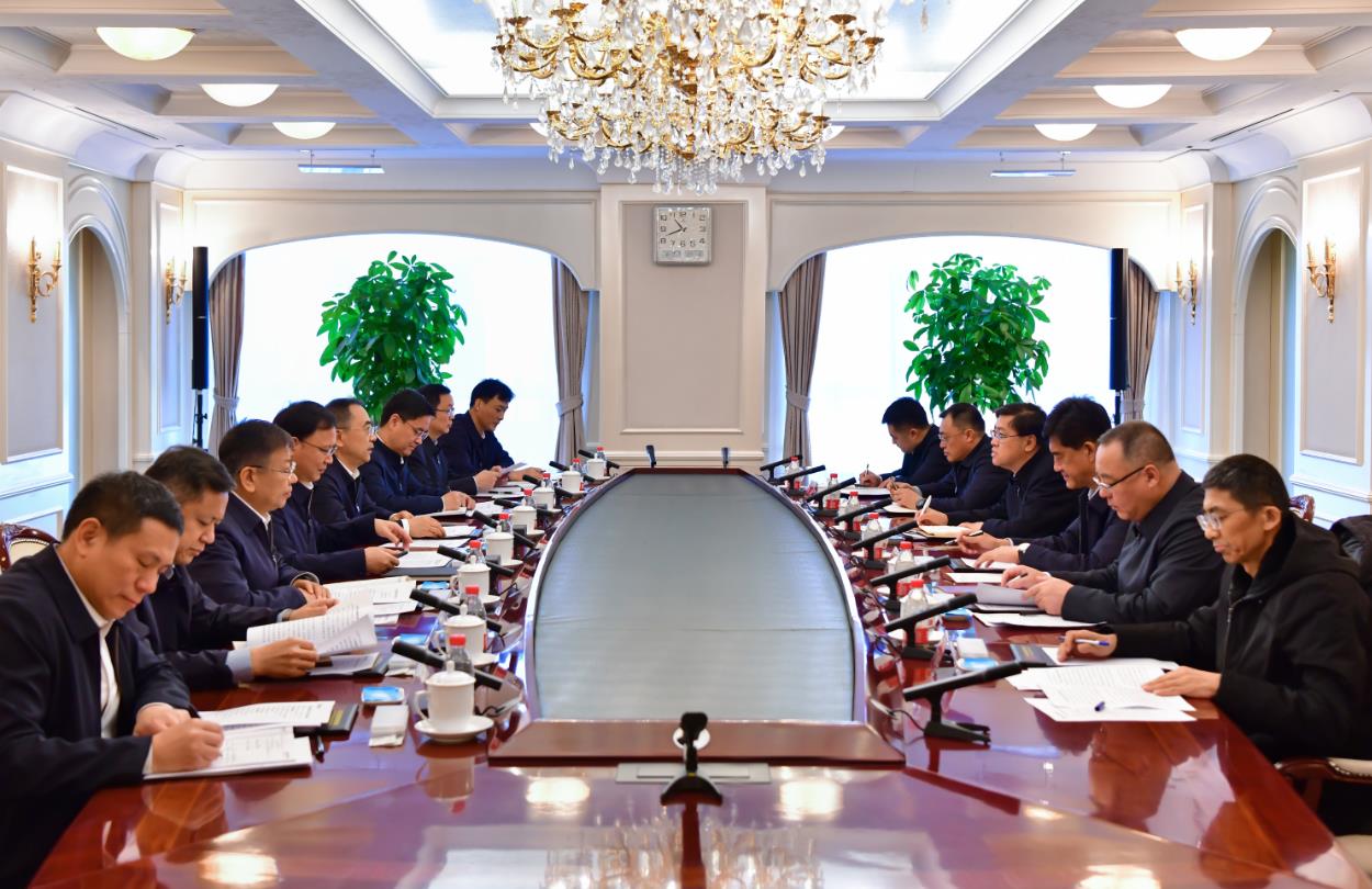 大唐集團(tuán)鄒磊、張傳江與錫林郭勒盟盟委書記張佰成會(huì)談